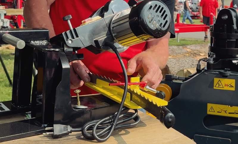 How do I know when to sharpen a sawmill blade?